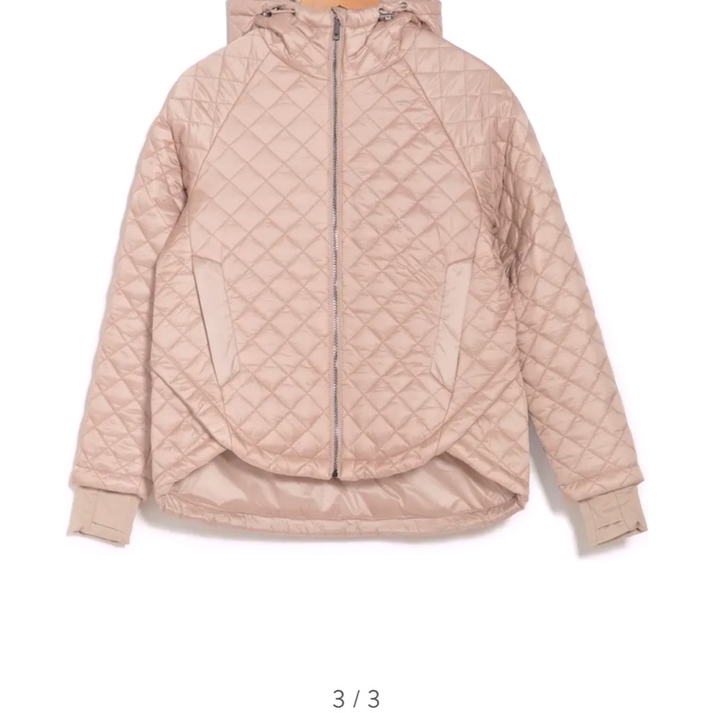 BCBGMAXZRIA Quilted Hooded Zip Front Jacket